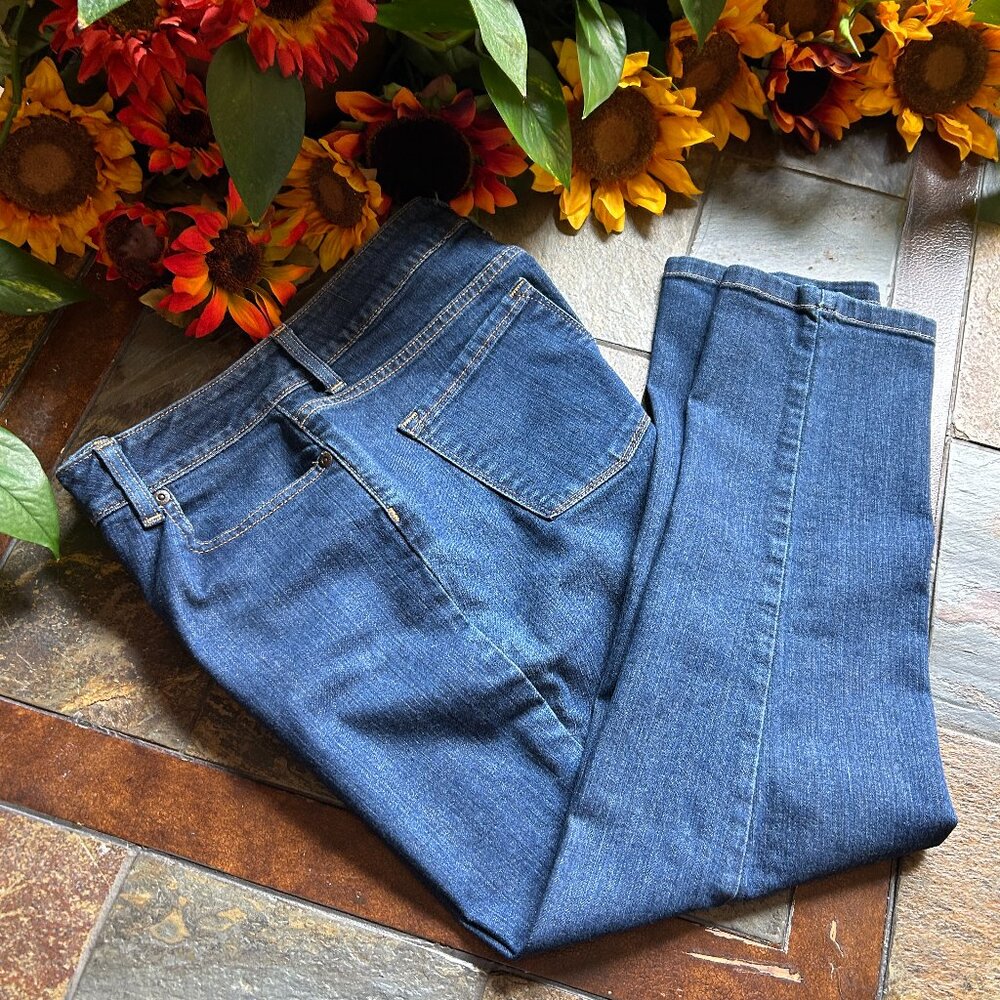 L.L. Bean Classic Fit True Shape Slim-Leg Ankle Jean (NEW) - Picture 3 of 11